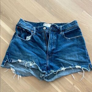 NWOT Abercrombie & Fitch High Rise Denim Shorts- The Mom Short